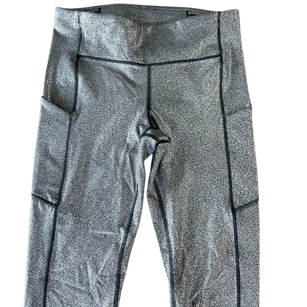 Lululemon Speed Up Tight Foil 28 Size 6